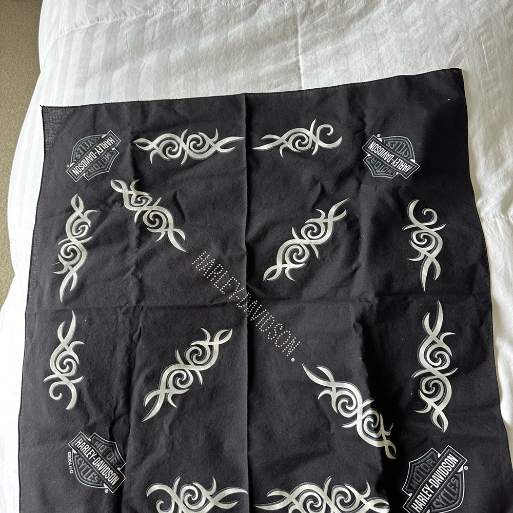Harley-Davidson Black and White Tribal Bandana